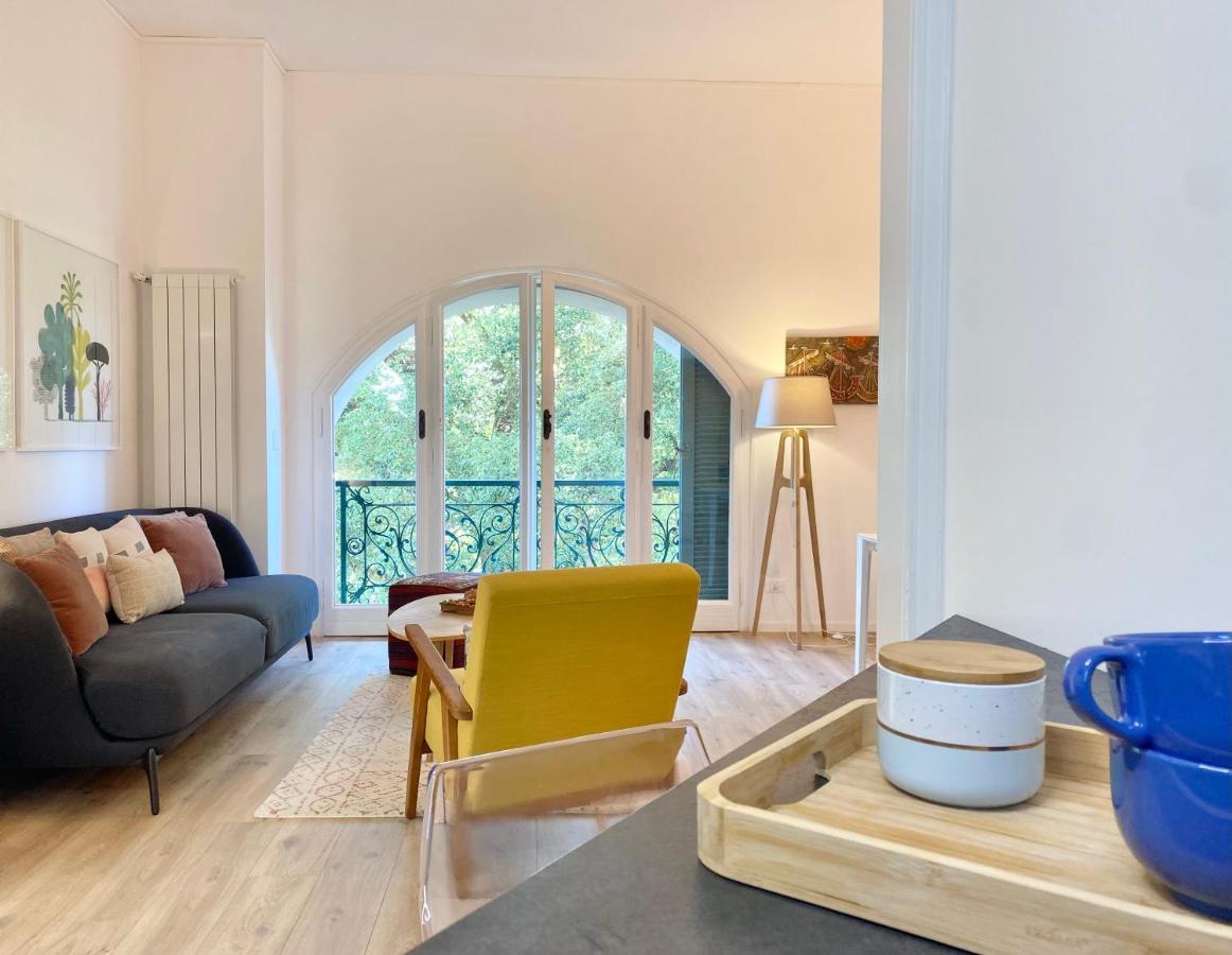 Casaviva-stylish Trilo With Ac-shared Pool-parking Apartamento
